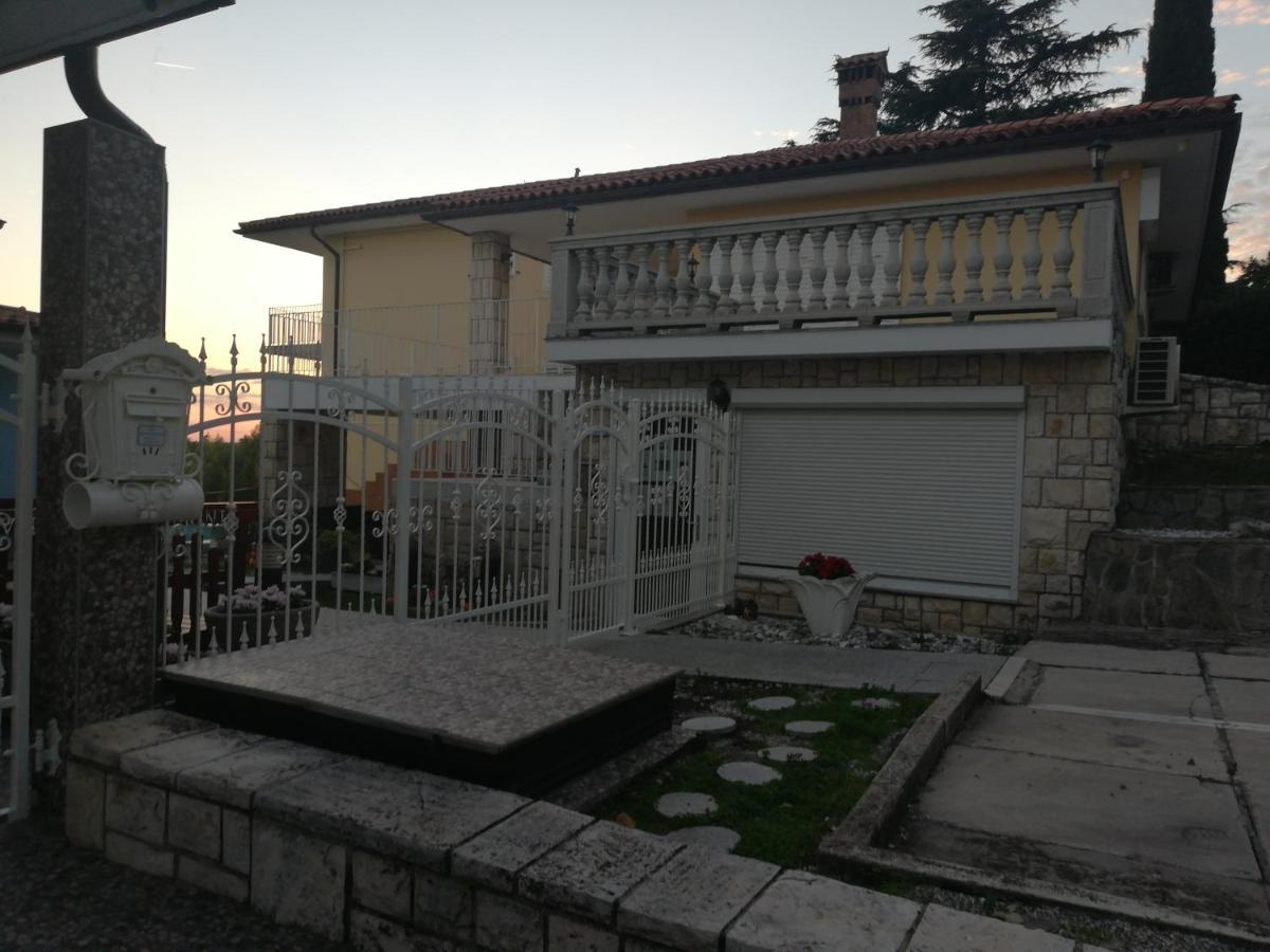 Guest House Vila Luka Portorož Buitenkant foto