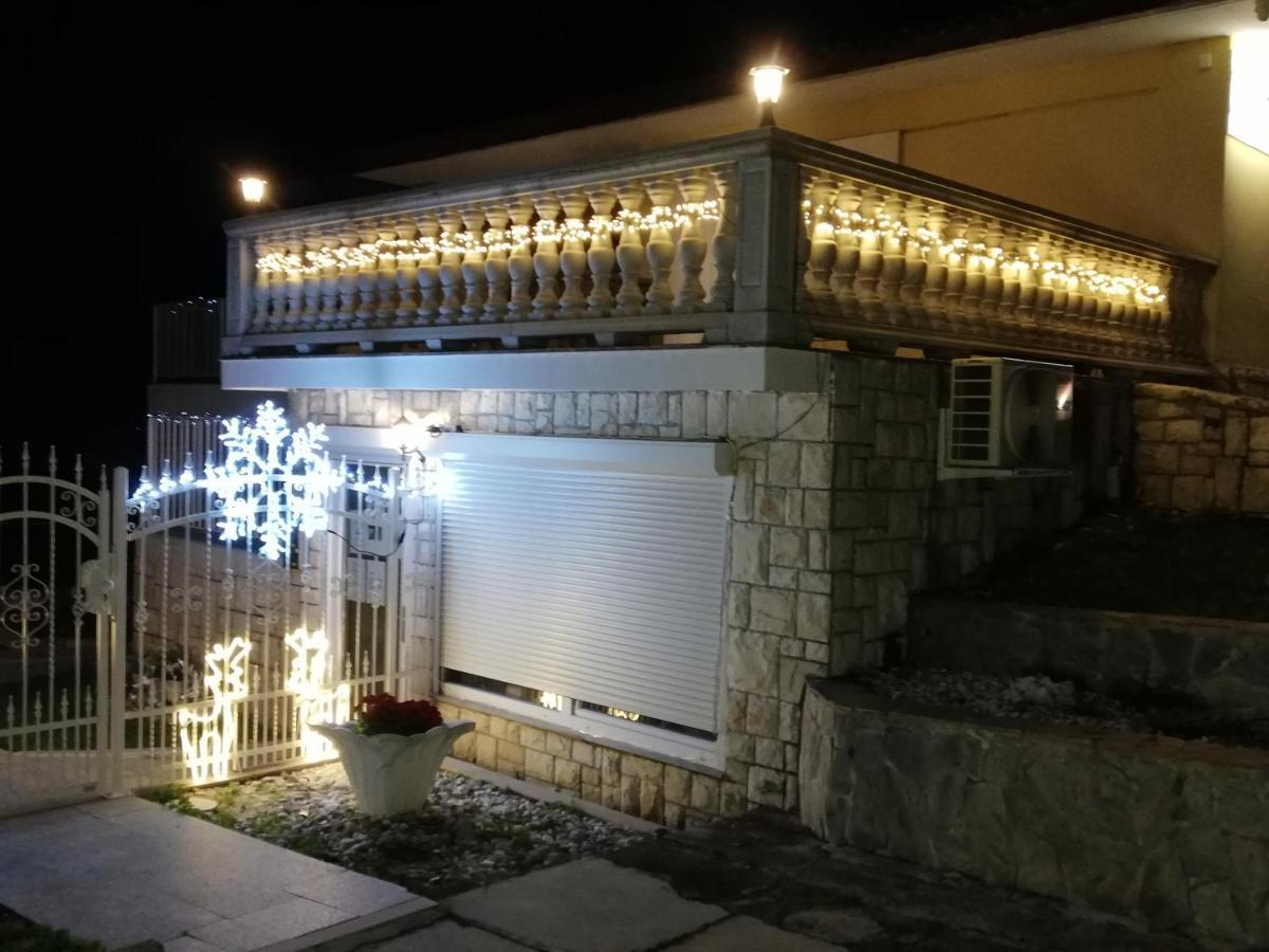 Guest House Vila Luka Portorož Buitenkant foto