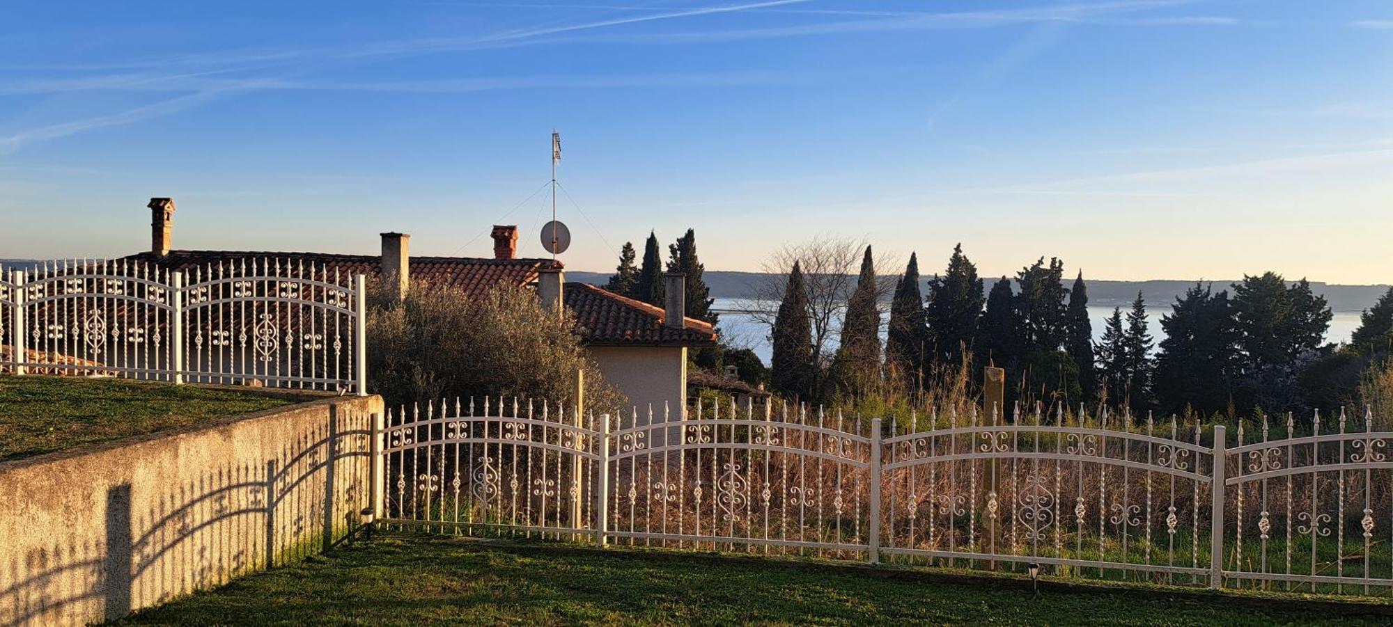 Guest House Vila Luka Portorož Buitenkant foto
